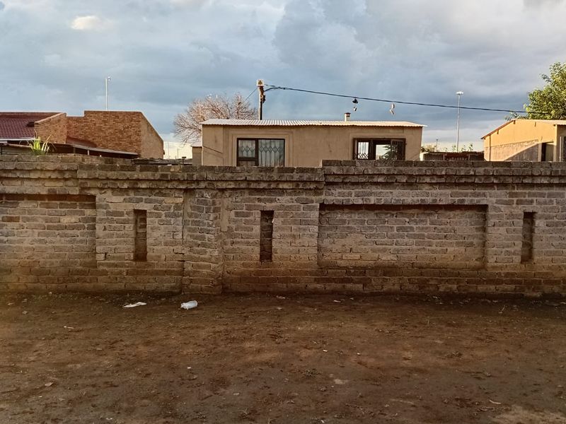 Charming RDP Home in Bophelong – Affordable Living Opportunity - Photo 1
