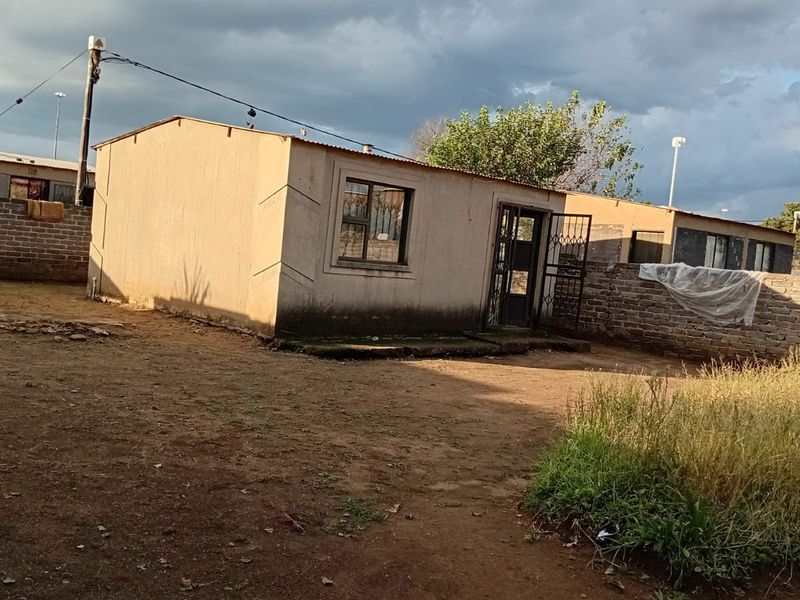 Charming RDP Home in Bophelong – Affordable Living Opportunity - Photo 3