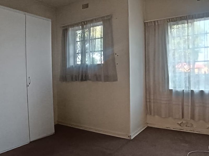 Charming 2-Bedroom House in Neat Complex, Vereeniging - Photo 3