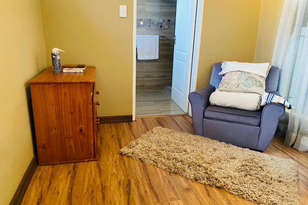 Spacious family home for sale - Photo 3