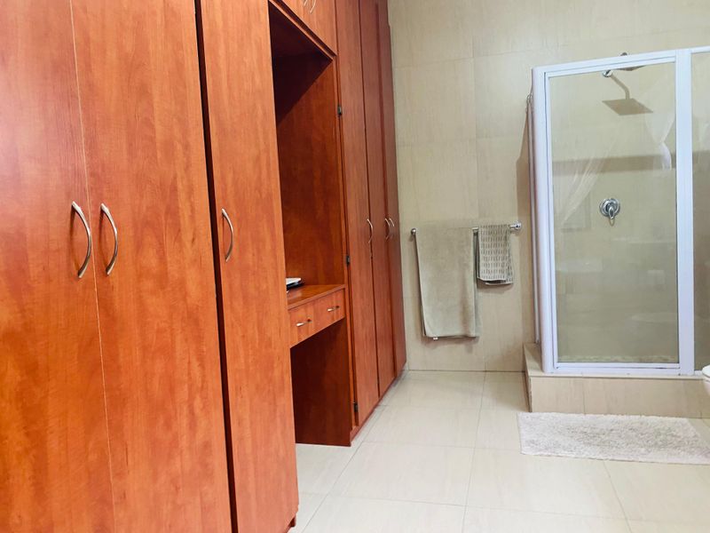 Spacious family home for sale - Photo 9