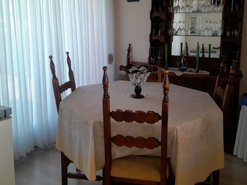 Comfortable Family Living with Convenience & Space - Photo 9