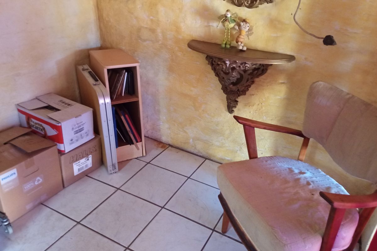3 Bedroom - Photo 5