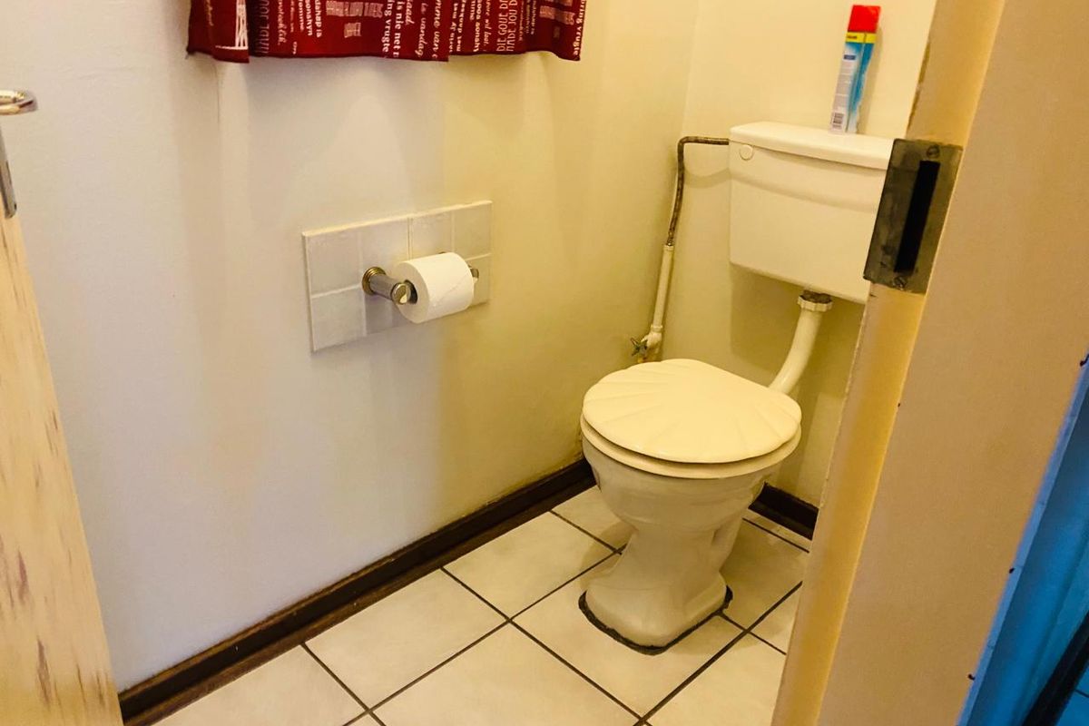 3 bedroom house for sale - Photo 4