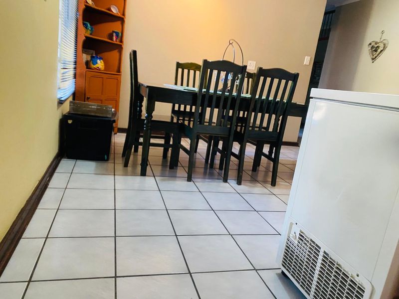 3 bedroom house for sale - Photo 9