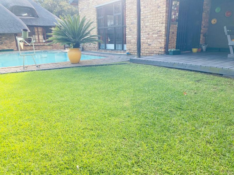 3 bedroom house for sale - Photo 10