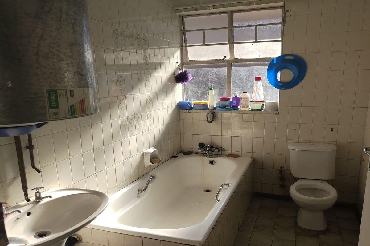 Lovely 2 bedroom ground loo unit Antonhof - Photo 5
