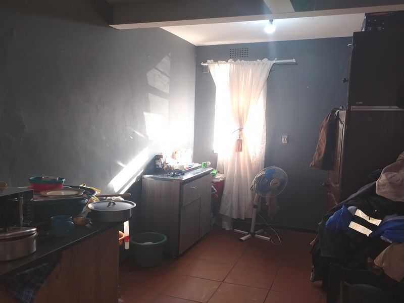 Lovely 2 bedroom ground loo unit Antonhof - Photo 9