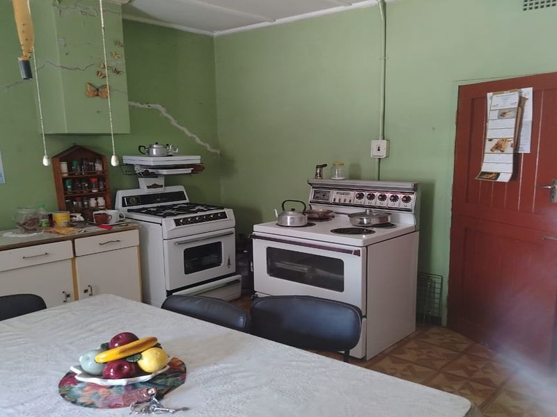 Spacious 3-Bedroom Smallholding for Sale in Nanescol AH - Photo 7