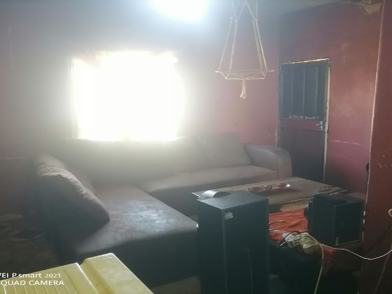 Spacious 2 bedroom house for sale! - Photo 5