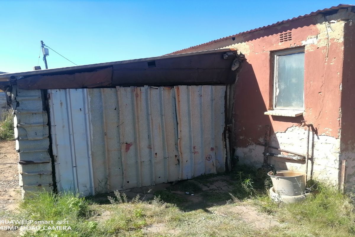 Spacious 2 bedroom house for sale! - Photo 4