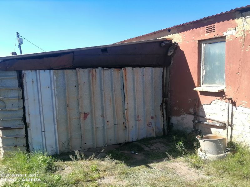 Spacious 2 bedroom house for sale! - Photo 4