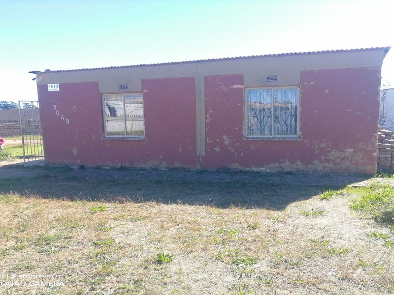 Spacious 2 bedroom house for sale! - Photo 1