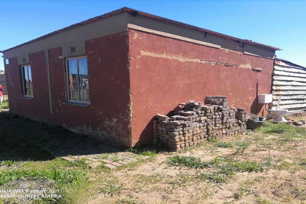 Spacious 2 bedroom house for sale! - Photo 3
