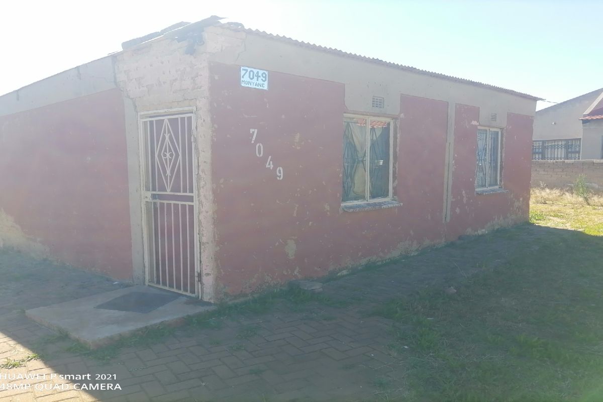 Spacious 2 bedroom house for sale! - Photo 2