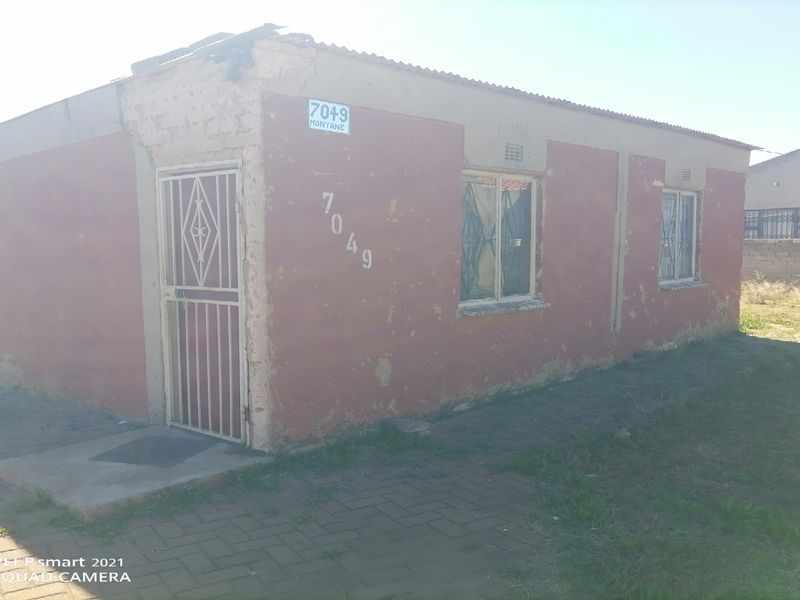 Spacious 2 bedroom house for sale! - Photo 2