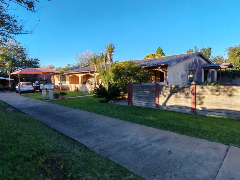 Incredible Investment Opportunity in a Prime Setting - Photo 1