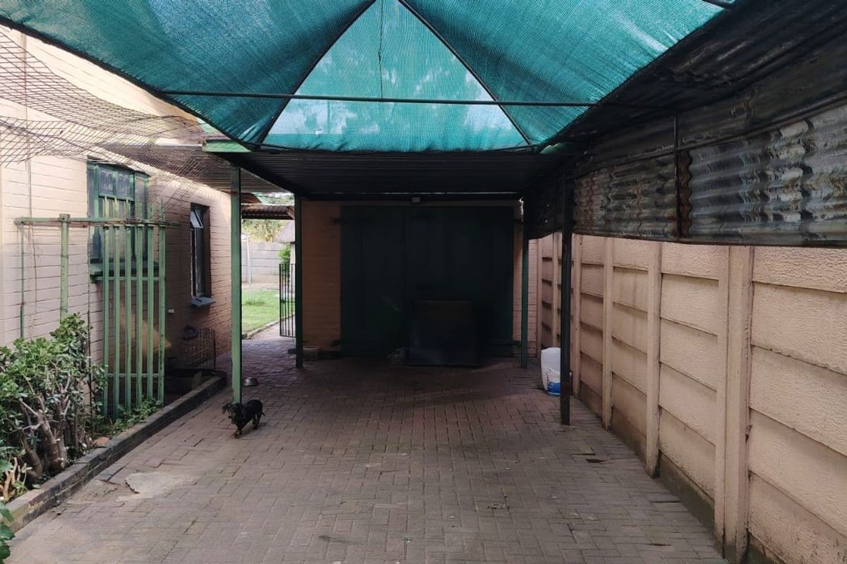 3 bedroom house for sale - Photo 3