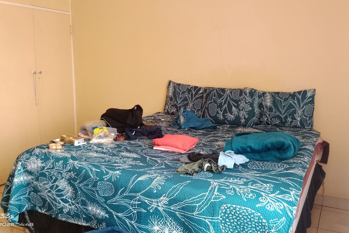 Modern & Convenient 1-Bedroom Flat in the Heart of Vereeniging CBD - Photo 5