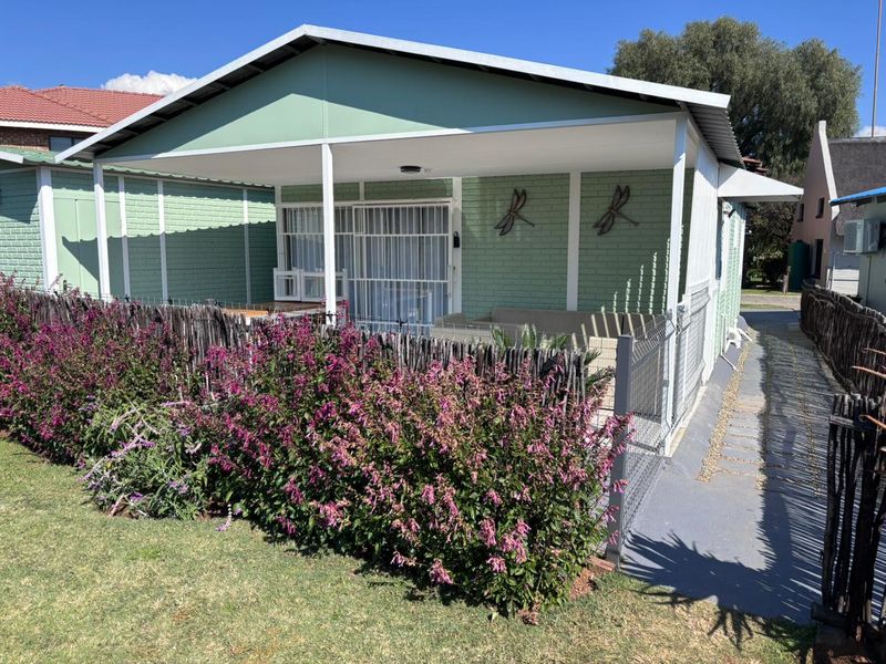 Modern 2-Bedroom Home for Sale in Misty Bay, Vaal Marina - Photo 3
