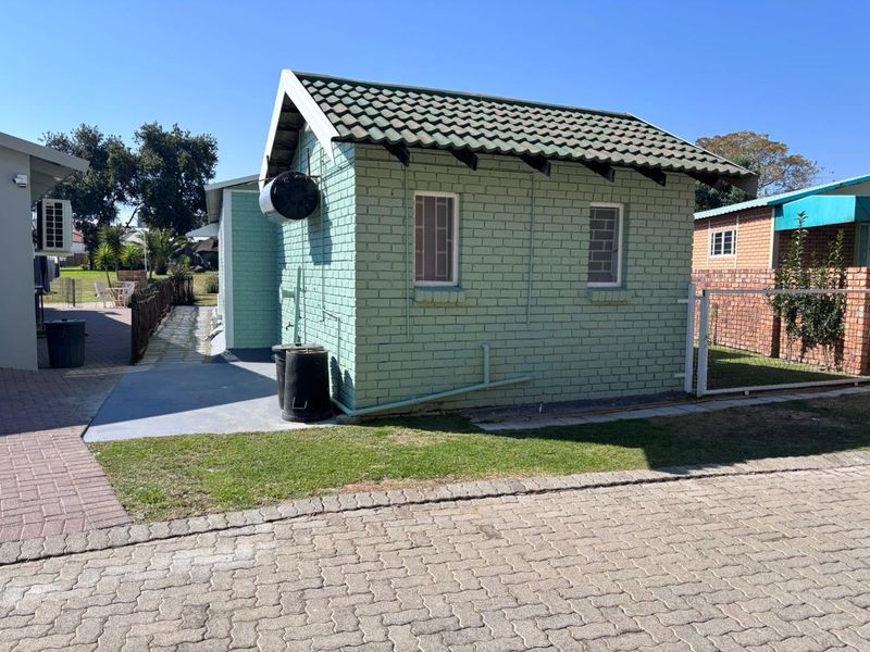 Modern 2-Bedroom Home for Sale in Misty Bay, Vaal Marina - Photo 2