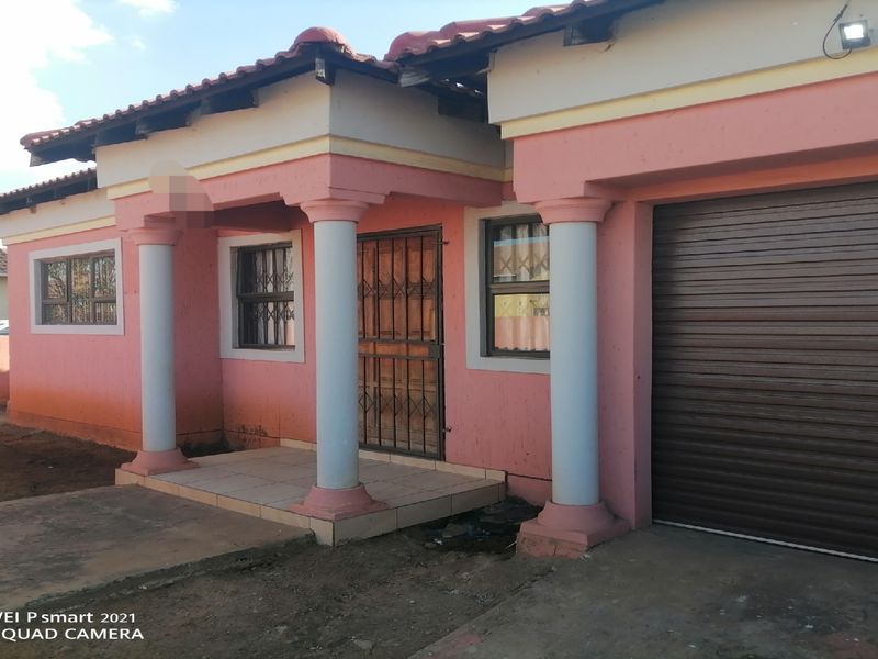 Spacious 3 bedroom house for Sale - Photo 1