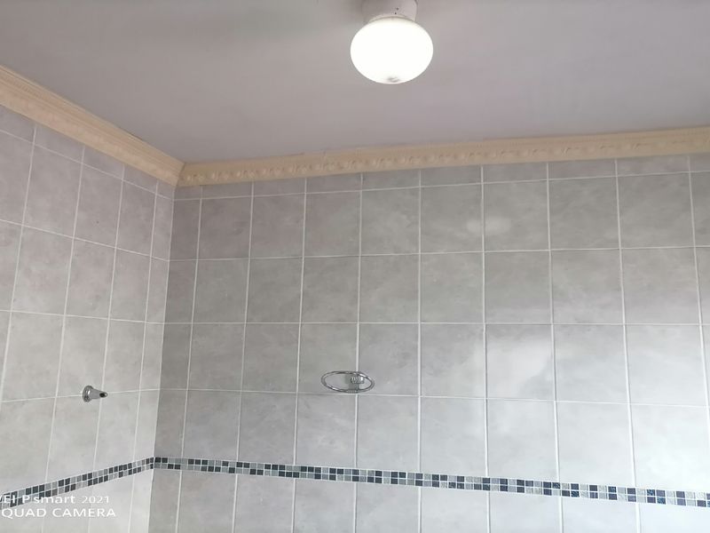 Spacious 3 bedroom house for Sale - Photo 8