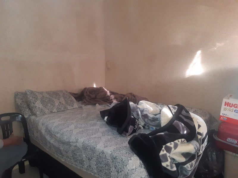 ✨ Comfortable & Convenient 2-Bedroom Flat in the Heart of Vereeniging CBD ✨ - Photo 6