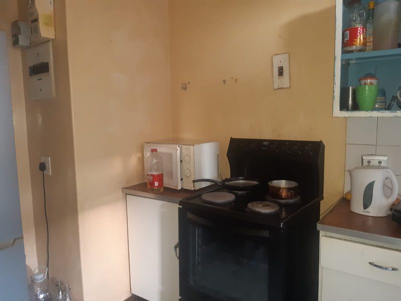 🌟 Charming 1-Bedroom Flat with Balcony & Secure Garage – Perfect Lock-Up-and-Go! - Photo 5