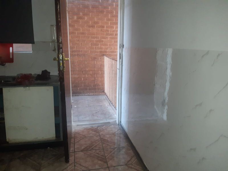 🌟 Charming 1-Bedroom Flat with Balcony & Secure Garage – Perfect Lock-Up-and-Go! - Photo 10