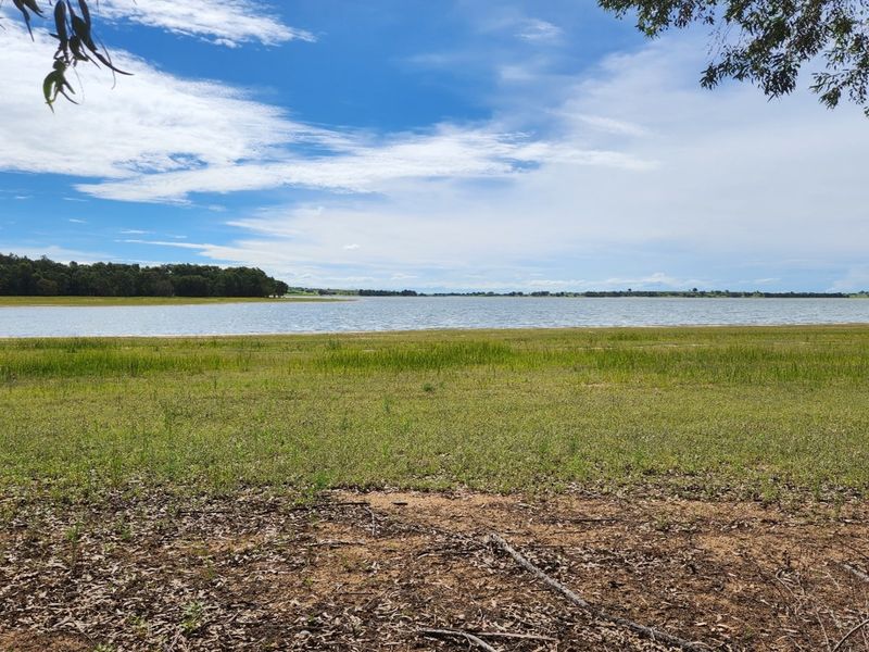 4.7 Hectare Waterfront Vacant Stand with Pecan Nut Orchard14000 - Photo 5