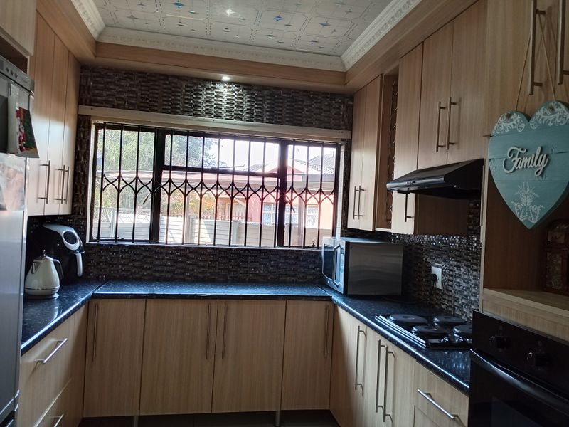 3 Bedroom house - Photo 10