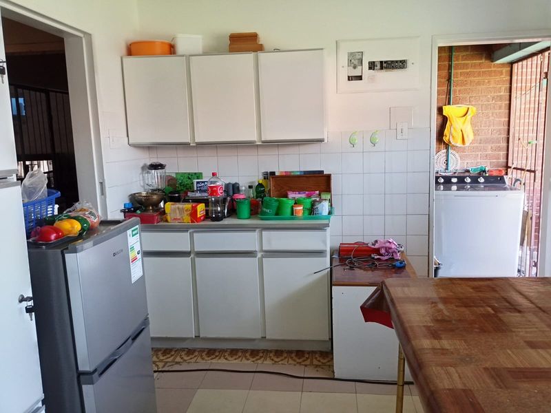 3 Bedroom house - Photo 8