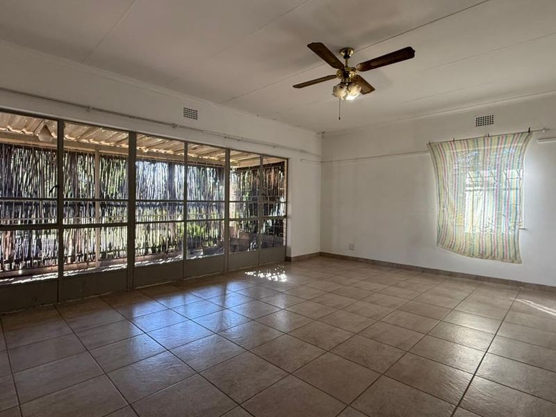 Spacious 3-Bedroom House to Rent – Pet Friendly! - Photo 10