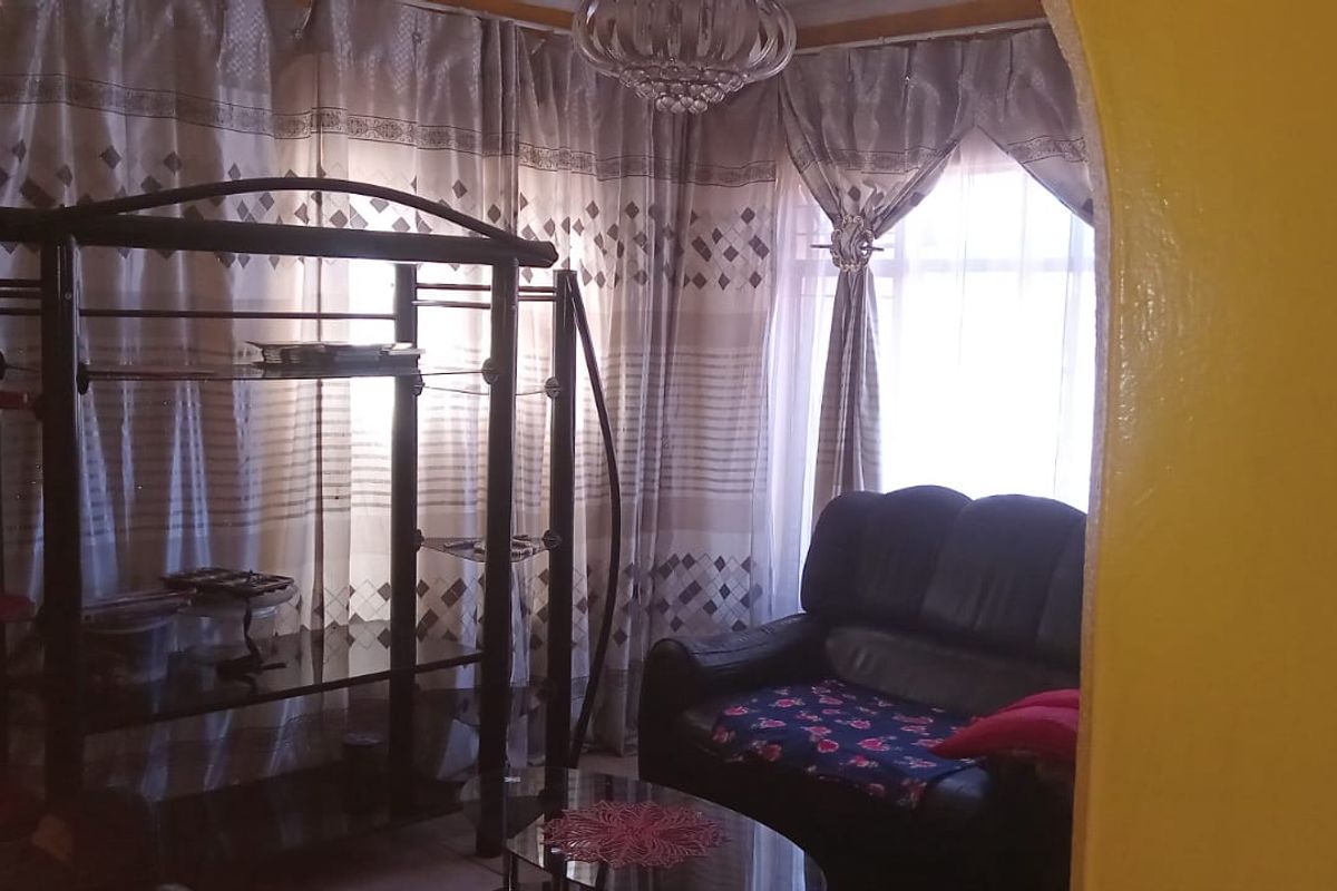 3 bedroom house for sale - Photo 2
