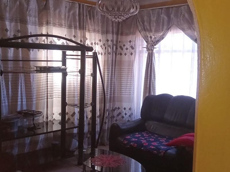 3 bedroom house for sale - Photo 2