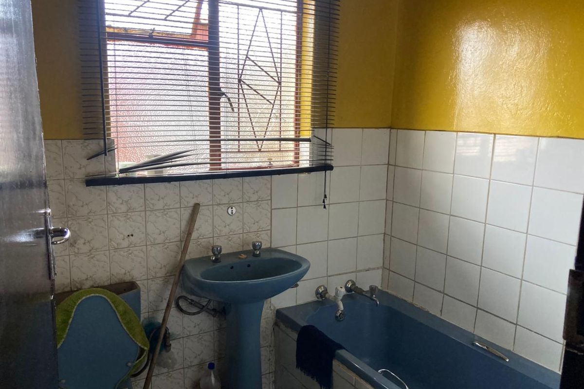 3 bedroom house for sale - Photo 4