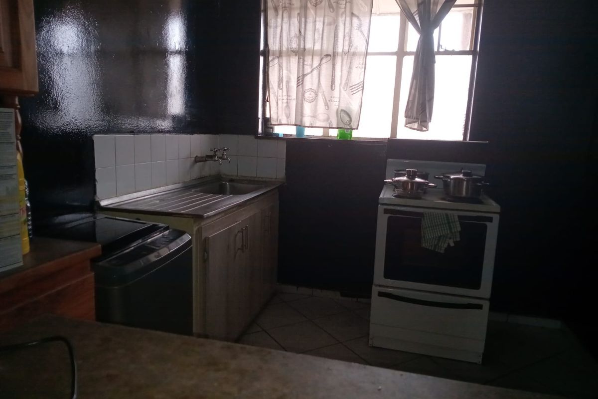 Sectional Title For Sale In Vanderbijlpark - Photo 4
