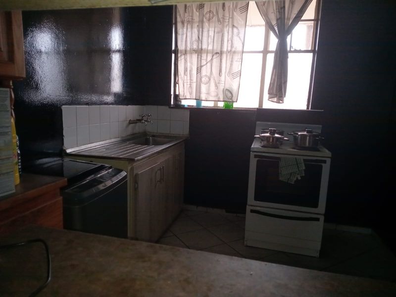 Sectional Title For Sale In Vanderbijlpark - Photo 4