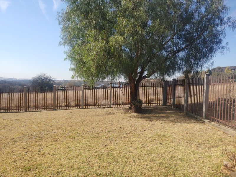 Charming 3-Bedroom Family Home for Sale in Vaaloewer - Photo 1