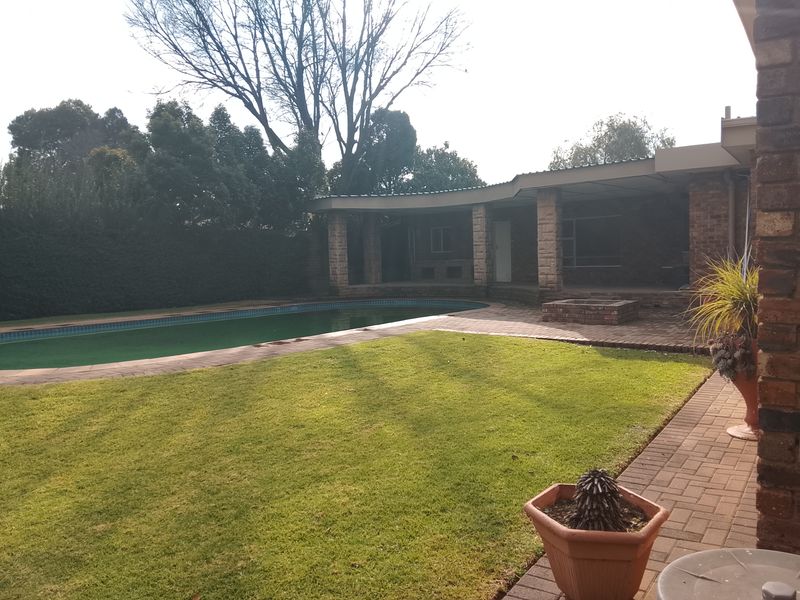Stunning family home for sale - Photo 8