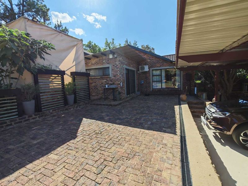 Luxury Riverside Living in Vaaloewer - A Rare Opportunity - Photo 5