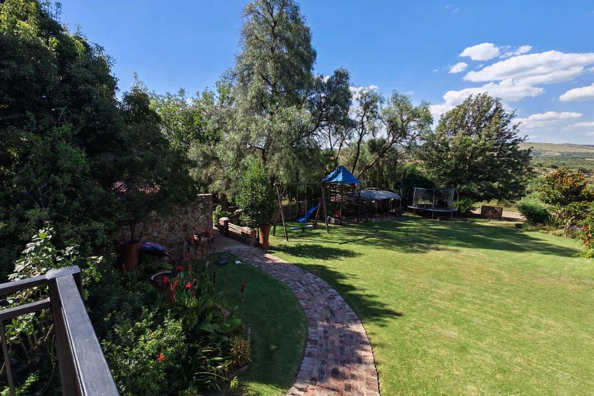 Luxury Riverside Living in Vaaloewer - A Rare Opportunity - Photo 4