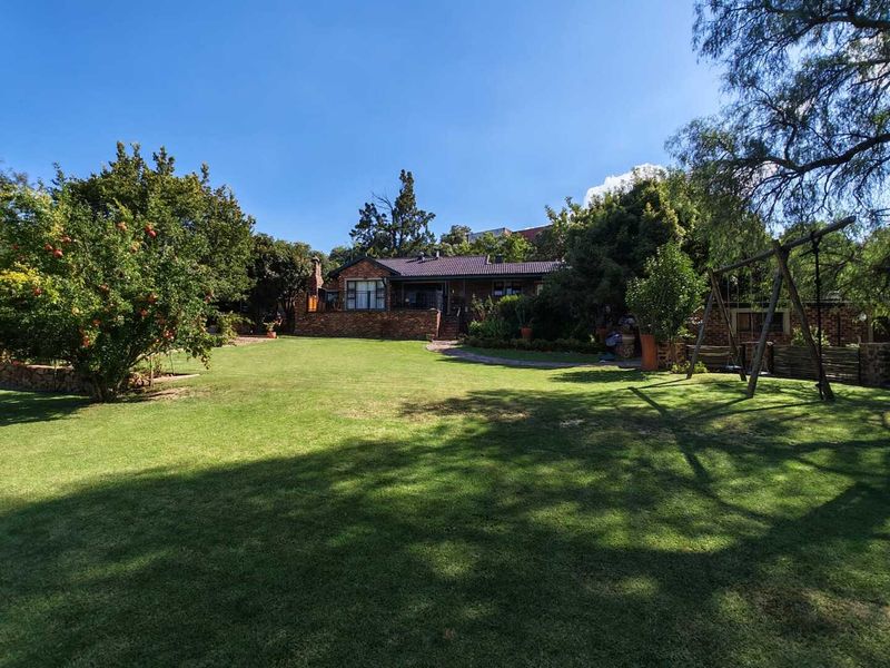 Luxury Riverside Living in Vaaloewer - A Rare Opportunity - Photo 1