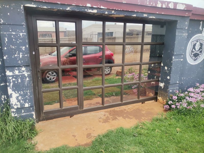“Spacious Family Home with Extra Income Potential – Near Orange Farm Mall” - Photo 9