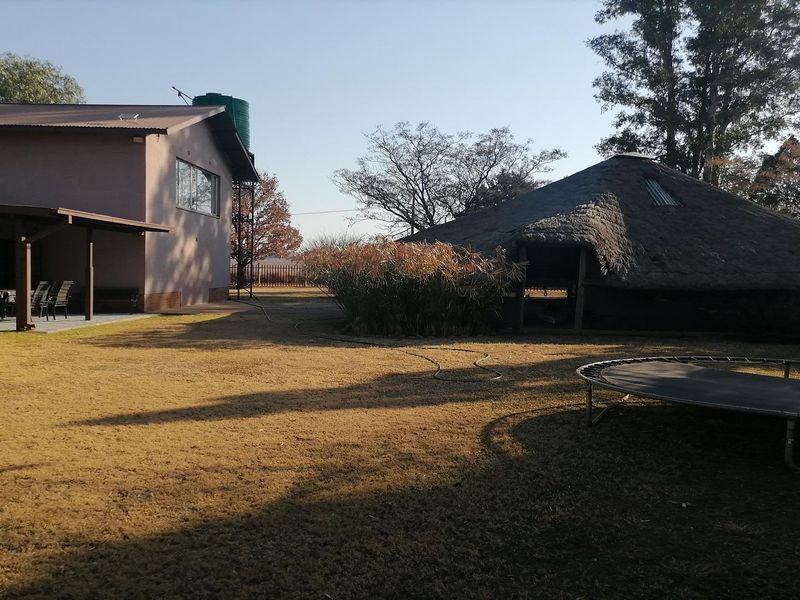 Country Living at its Best!! - Photo 6