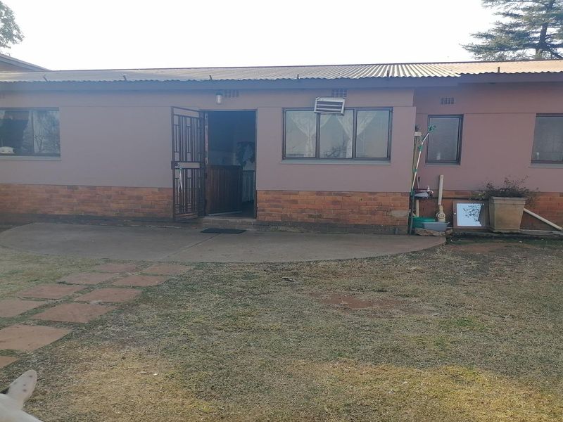 Country Living at its Best!! - Photo 3