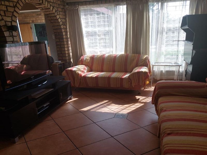 Move in And Stay! - Photo 8