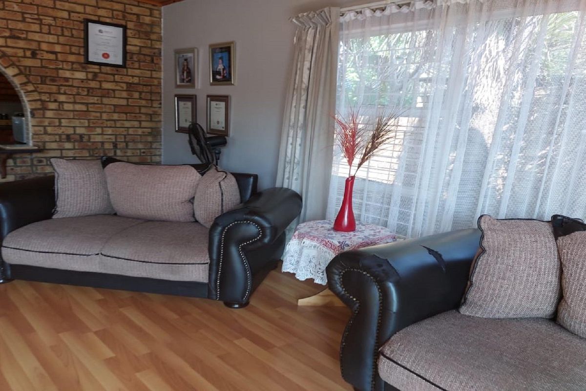 Move in And Stay! - Photo 5