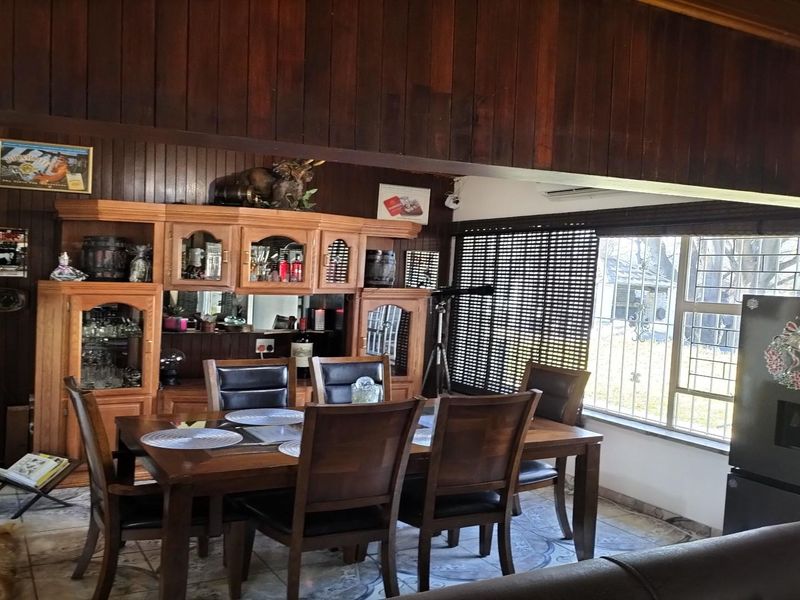 Stunning 3 bedroom home on the rivers edge in Lindequesdrift AH - Photo 4
